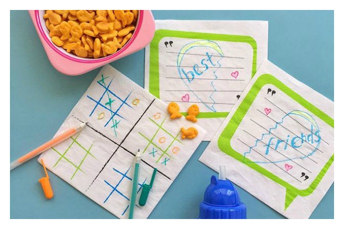 The lunch box napkins that can help kids make new friends