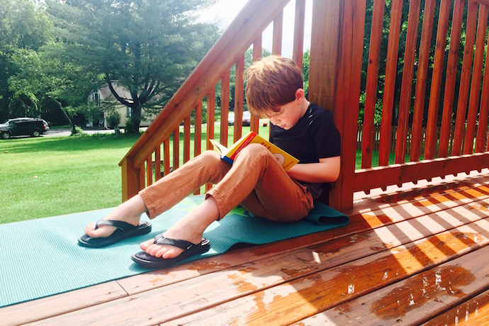 A super simple tip to help your kids with their summer reading right now