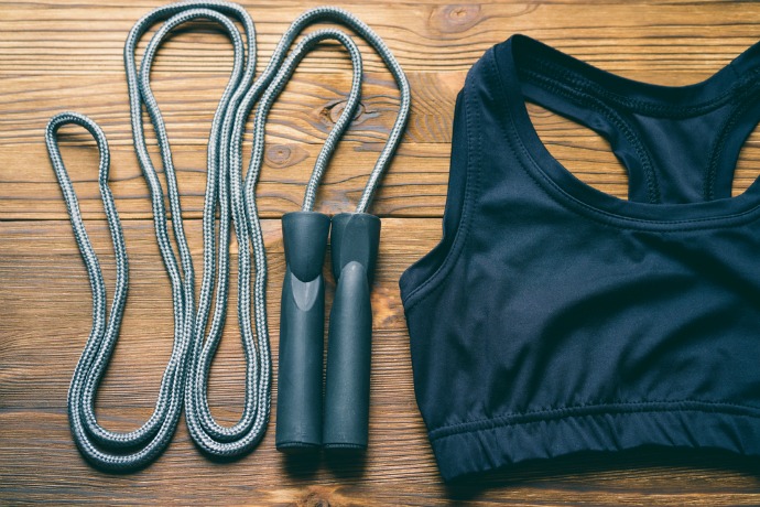 A pro’s tips for how to choose the right sports bra. Finally.