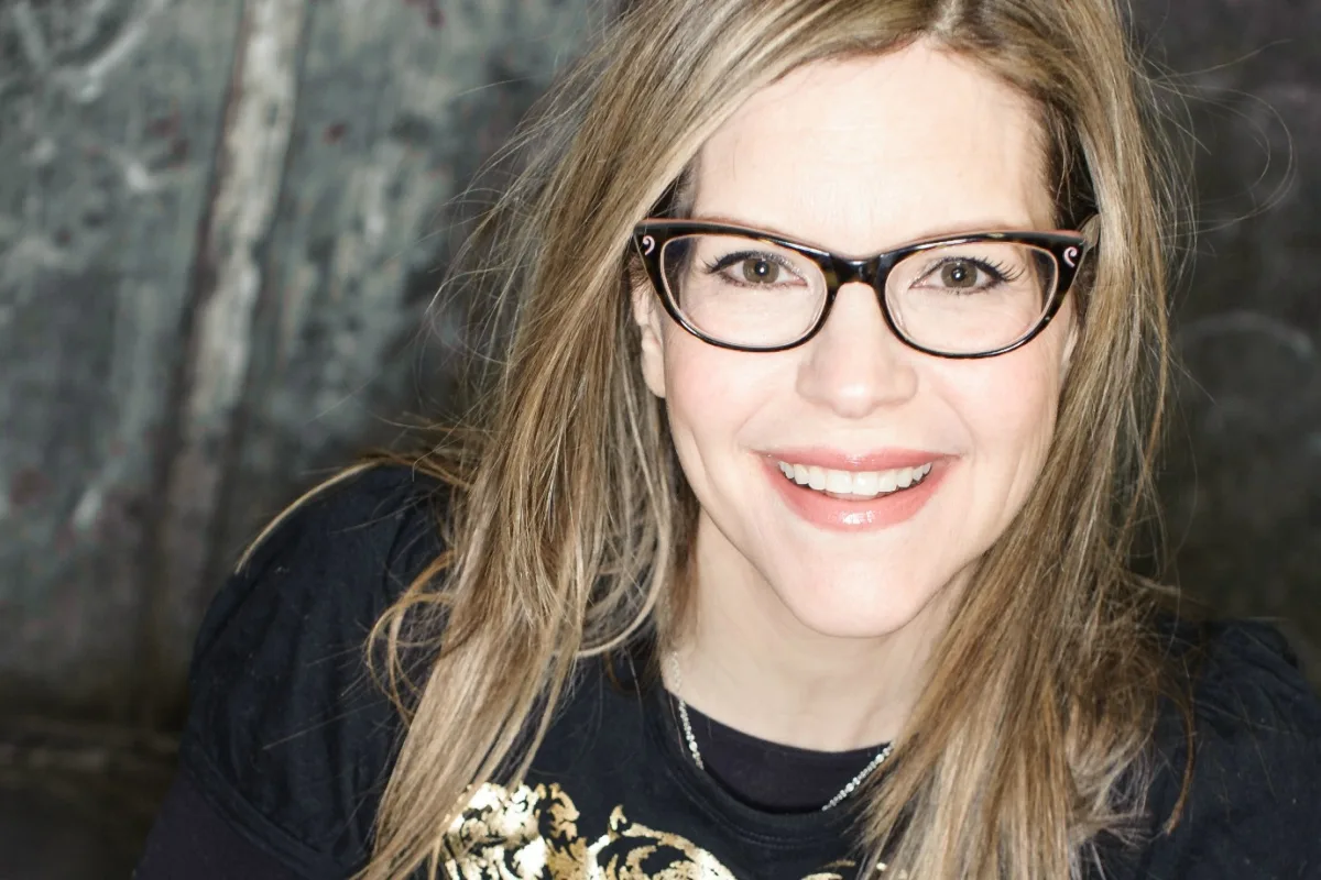 Chatting with Lisa Loeb about kids music that doesn't suck