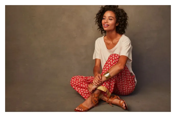 Sudara offers beautiful pajamas and loungewear for an even more exciting cause.