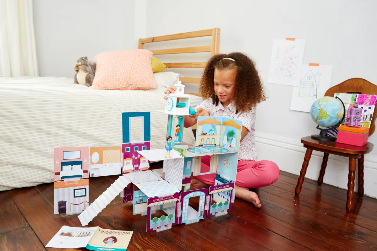 STEM building sets for girls: Wonderhood Toys is geared toward empowering girls in science and engineering.