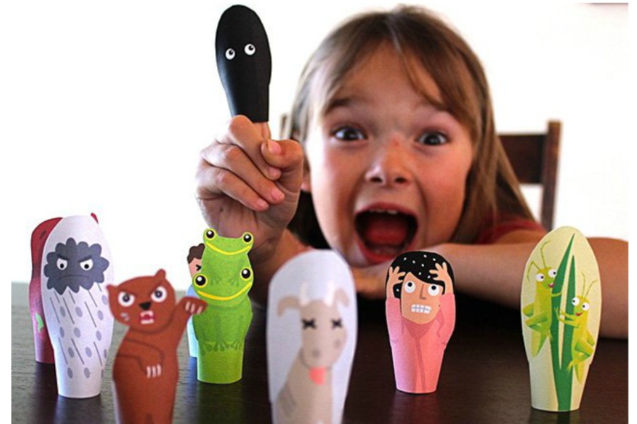 DIY Passover craft: The cutest free printable 10 plague finger puppets