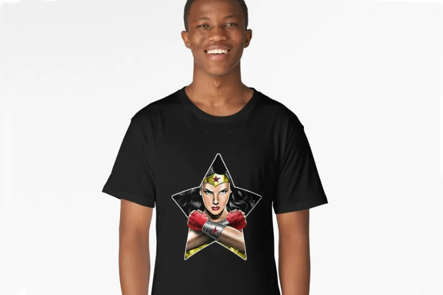 Cool Wonder Woman gifts for boys and men: Love this Wonder Woman star t-shirt! | CoolMomPicks.com