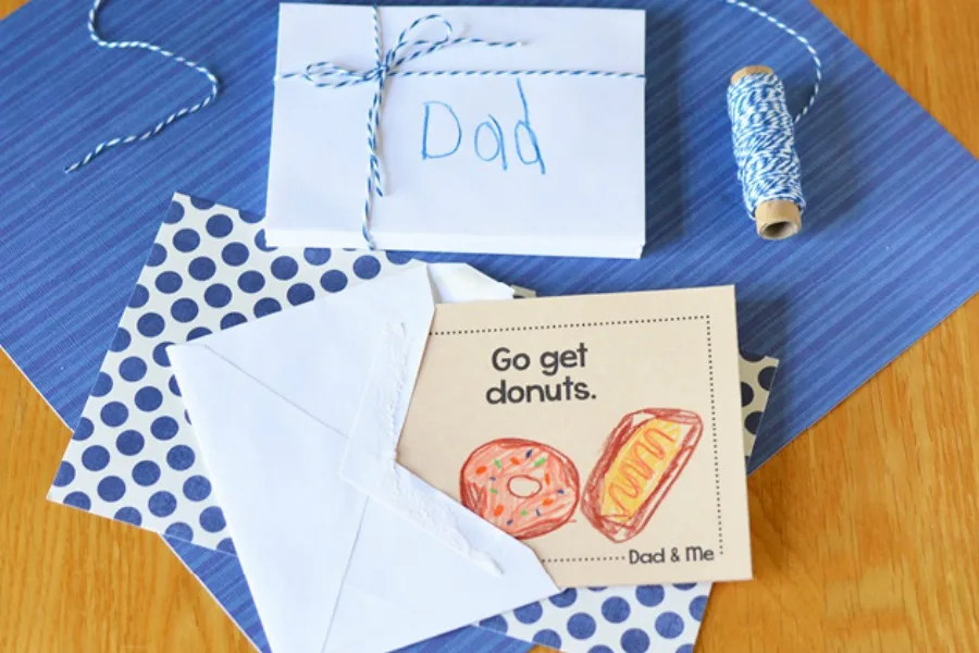 DIY Father's Day gifts the kids can make like these free printable coupons by Craft Create Cook