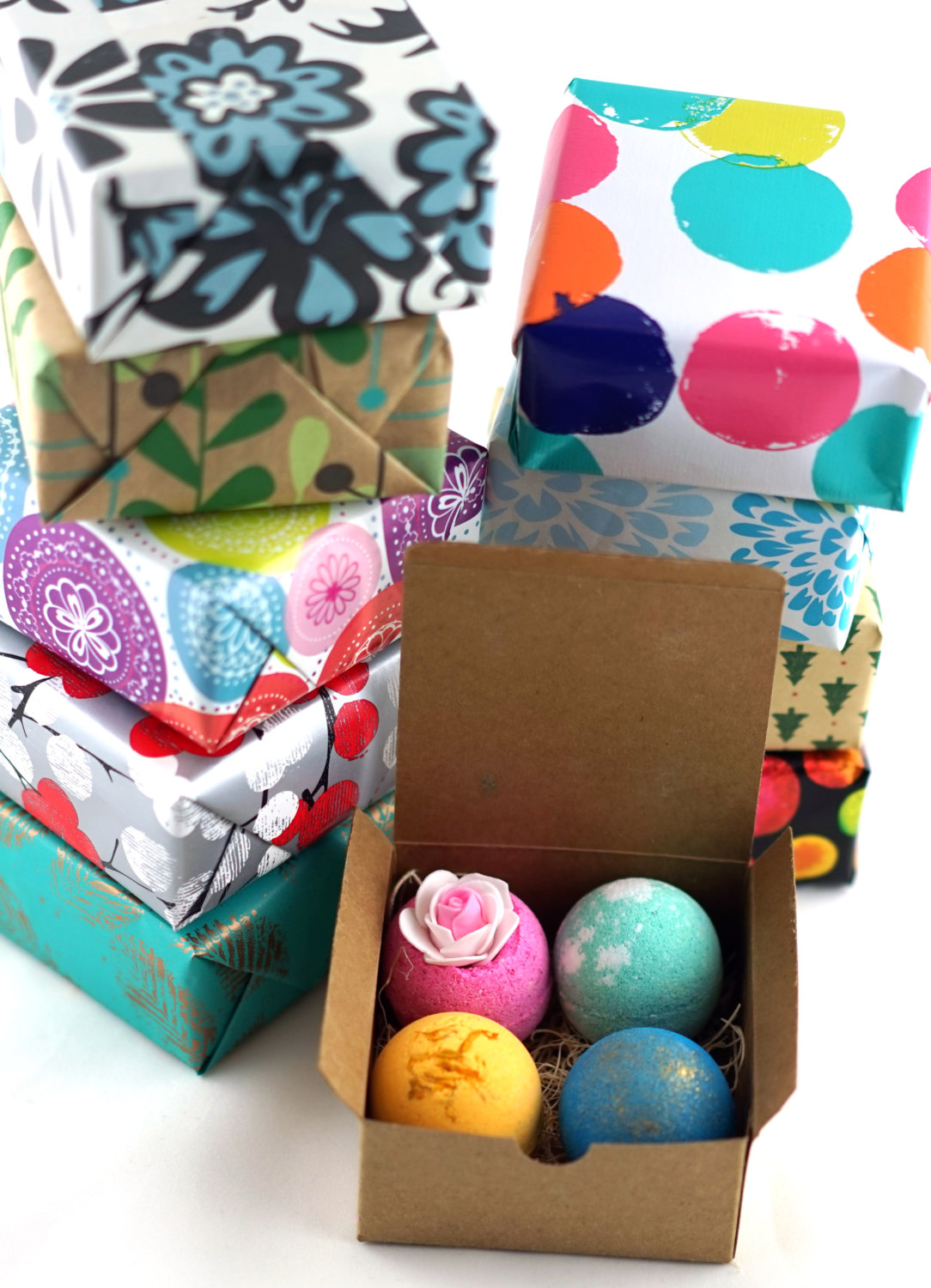 We found the best bath bombs! Cool mom Picks