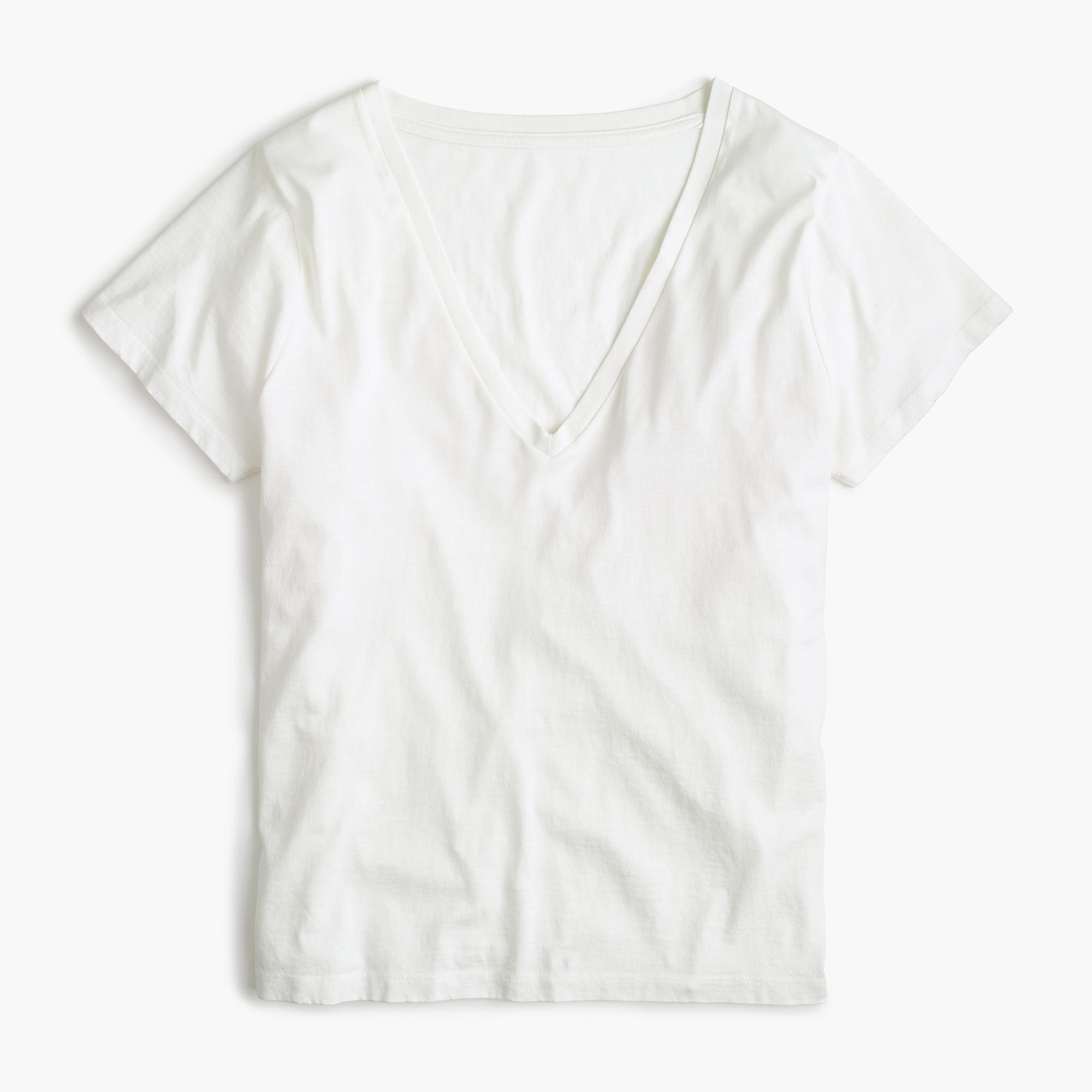 The best white t-shirts for women from a t-shirt junkie. Hurry...big sales!