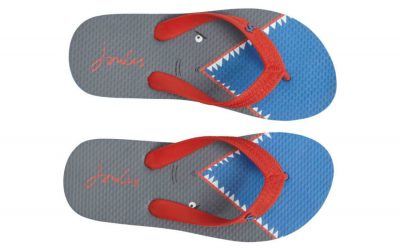 So many cool shark shoes for kids! Because…shark shoes!