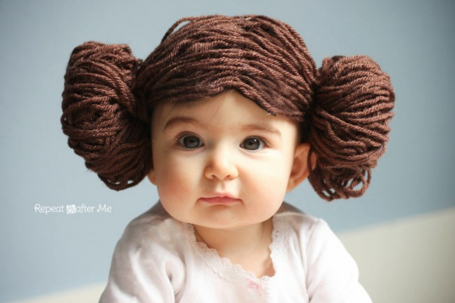 Hottest pop culture baby Halloween costumes: Princess Leia yarn wig tutorial from Repeat Crafter Me