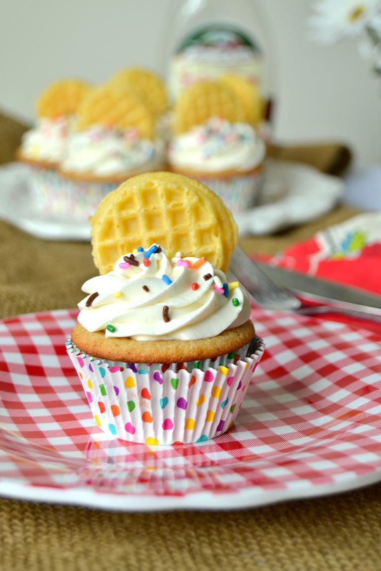 Stranger Things party ideas: Waffle Cupcakes | 40 Aprons
