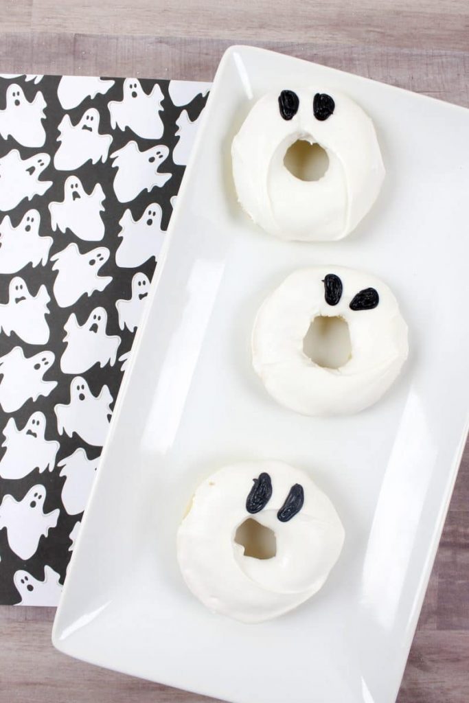 Last-minute Halloween help guide: Ghost Doughnuts by Crayons and Cravings