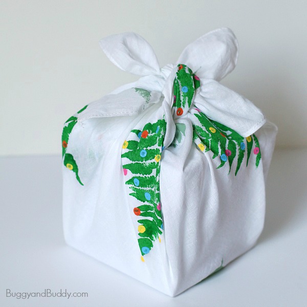 Creative holiday gift wrapping ideas: Fabric Gift Wrapping by Buggy and Buddy