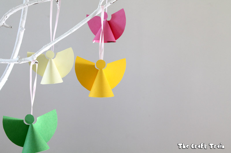 Origami ornaments: Mini paper angels | The Craft Train