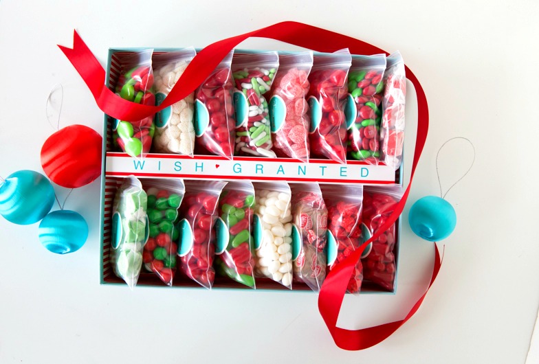 Holiday candy box from SugarWish that the recipient can customize with their favorite candies: Perfect for last-minute Christmas Gifts