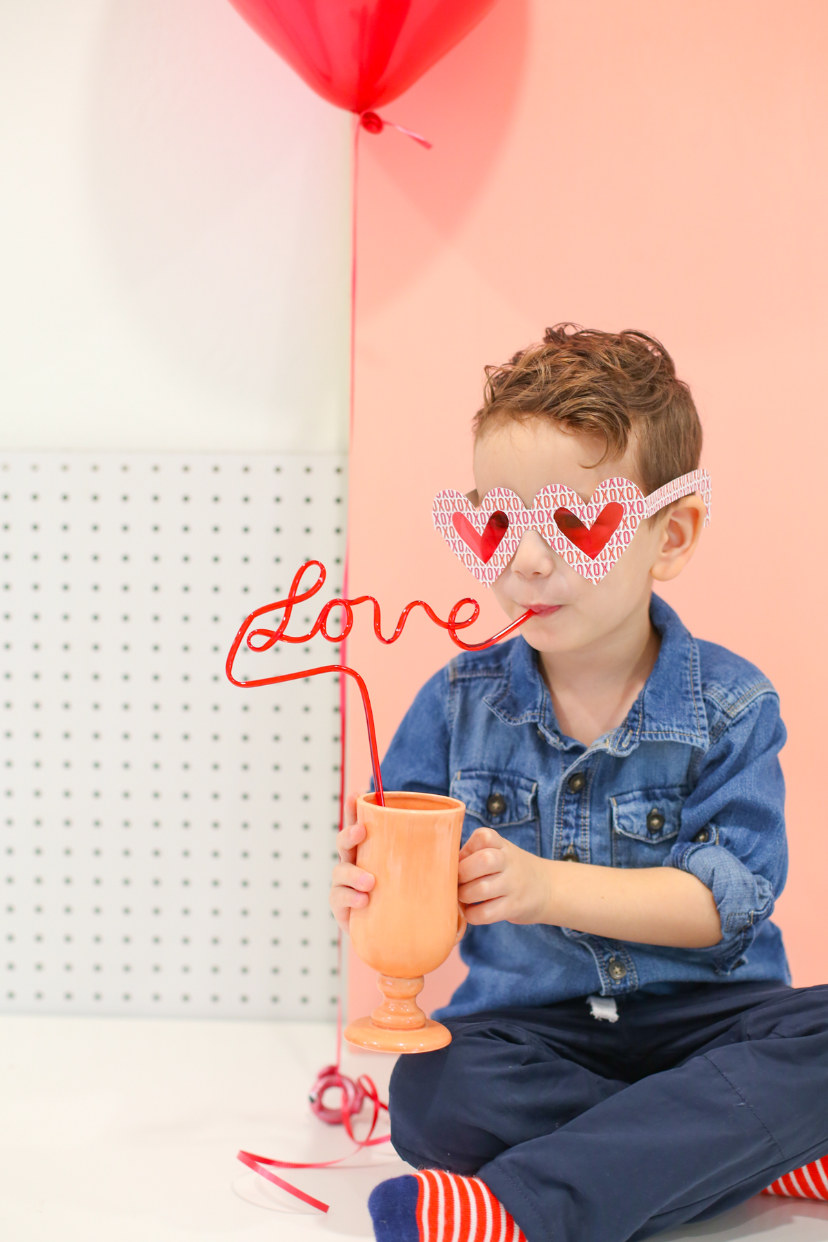 BFF-worthy Valentine's crafts for kids: Rose-colored glasses | Lovely Indeed