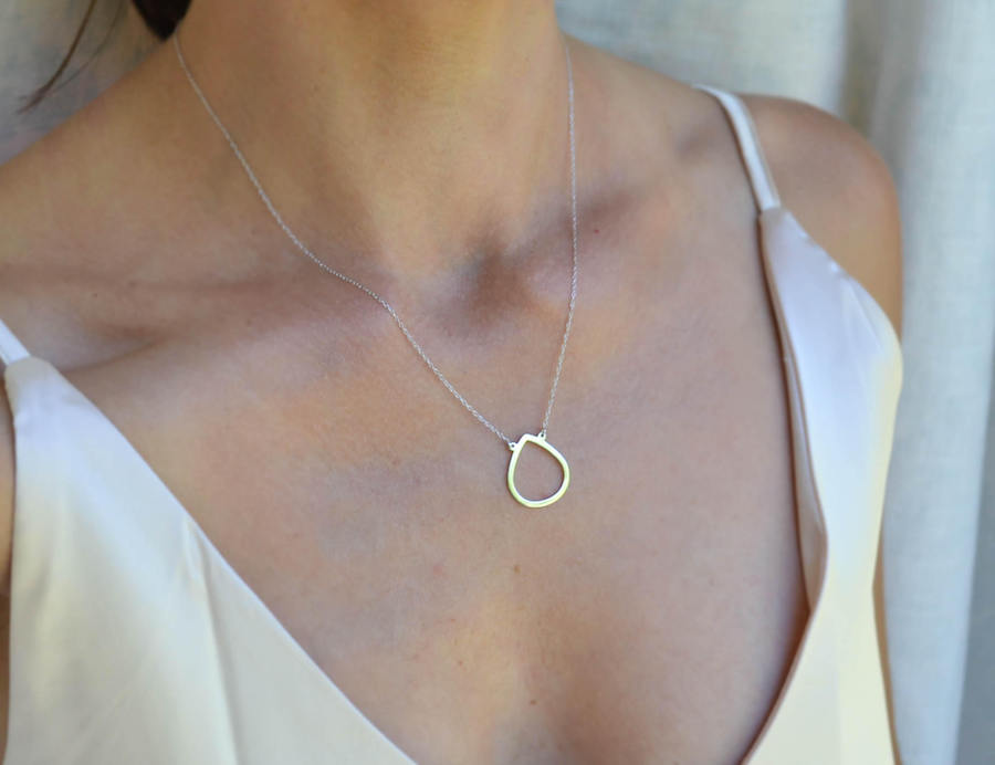 Thoughtful gifts after a miscarriage: Teardrop necklace at Sela Sage