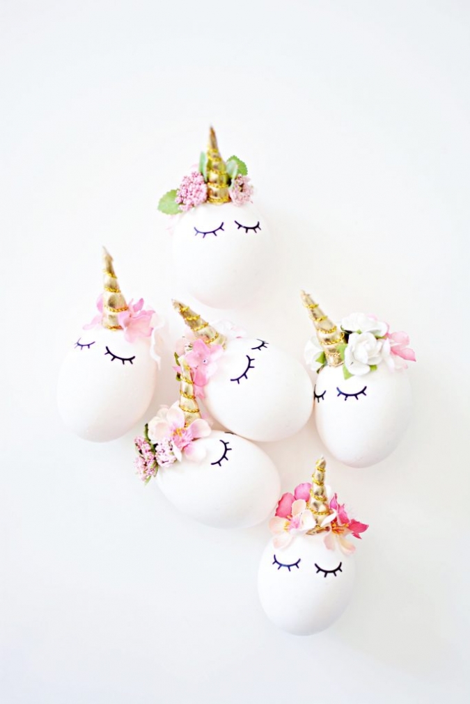 DIY unicorn Easter eggs: No dye needed! Tutorial: Little Inspiration