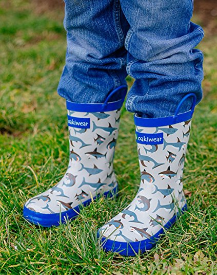 Spring rain boots for toddlers under $30: Sharks by Oakiwear