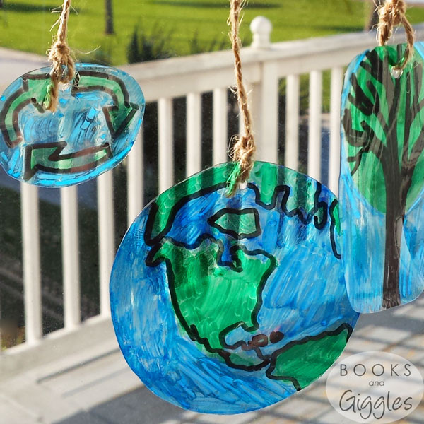Earth Day crafts for kids: Upcycled Suncatchers by Books and Giggles