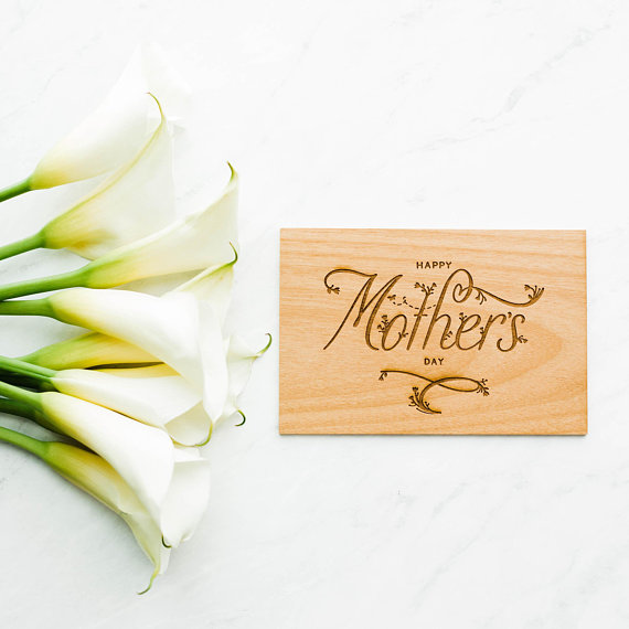 Personalized Mother's Day gifts: Personalized Wooden Cards | Cardtorial