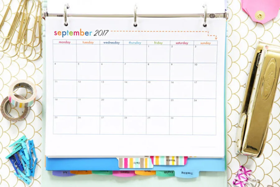 Printable academic calendar: Student binder at Just a Girl and Her Blog