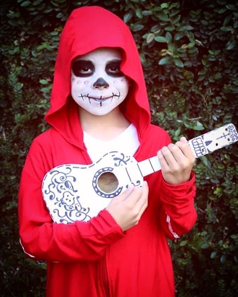 Pop culture Halloween costumes for kids: Miguel from Coco by Gigi Disena