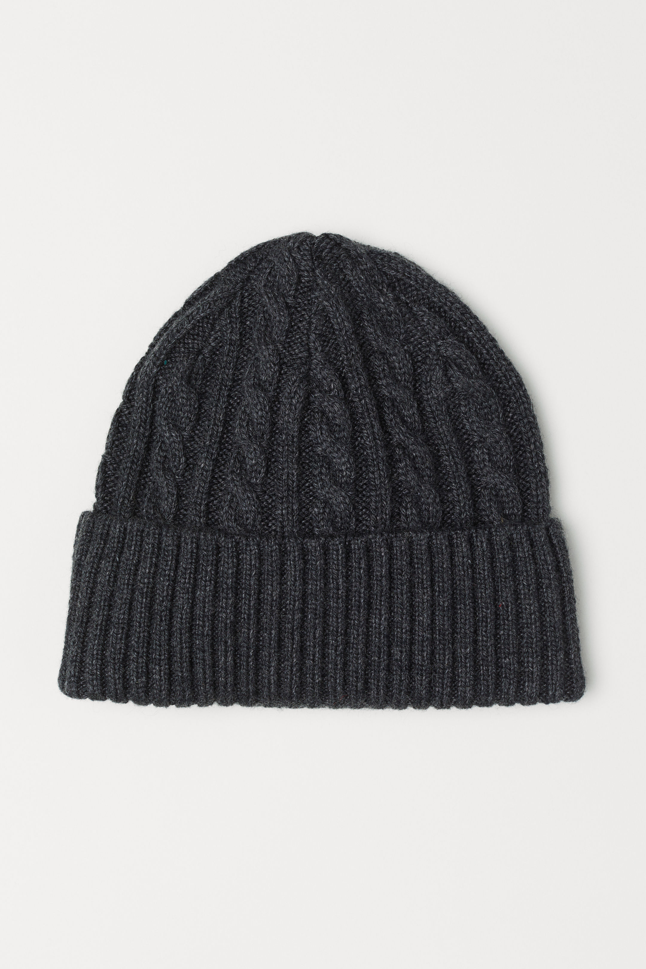 Cool affordable gifts under $15: Grey cable knit hat