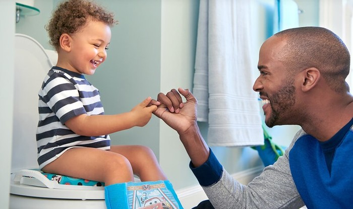 5 myths about potty training that parents get wrong | Cool Mom Picks in partnership with Huggies Pull-Ups and GoodNites
