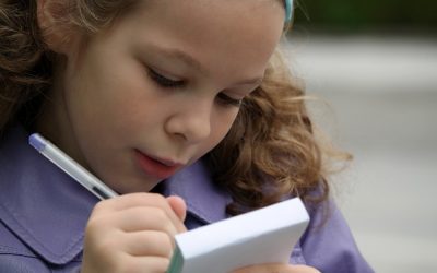 The sweetest, easiest, last-minute DIY gift from the kids to the grandparents. And you already have the supplies.