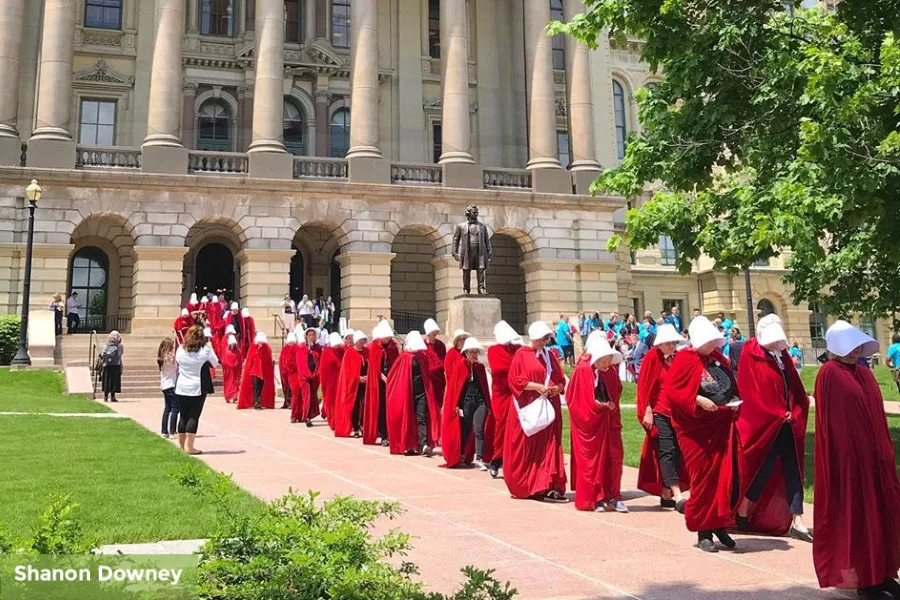 What to do about the cruel, inhumane, draconian Alabama abortion ban that will kill women | photo © Shannon Downey of Badasscrosstitch