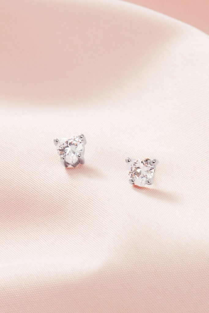 Heart shaped studs by Stella & Dot x Dress for Success: Gifts that Give Back