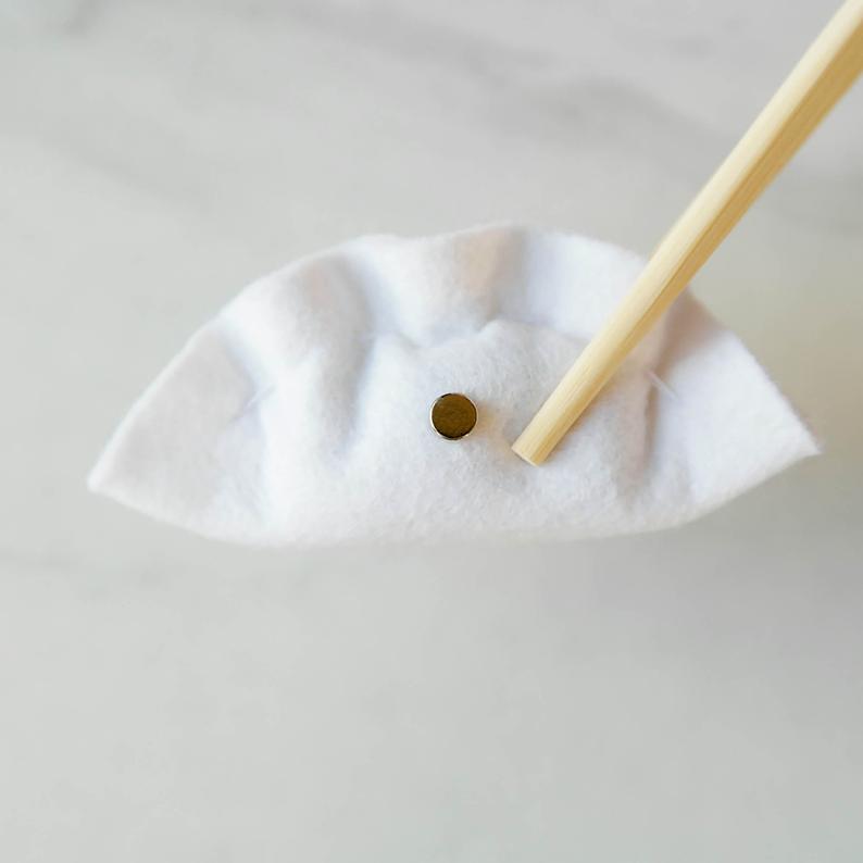 Handmade dumpling magnets from Dumpling Mart on Etsy: Lunar new Year