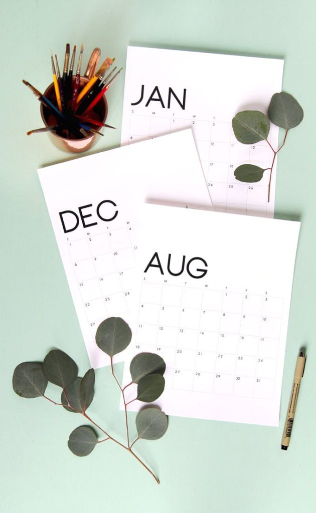 Free printable 2020 calendar for the modern minimalist via A Piece of Rainbow