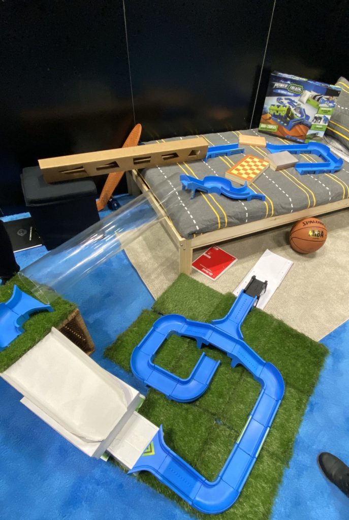 Creative, open-ended toys: Power Treads