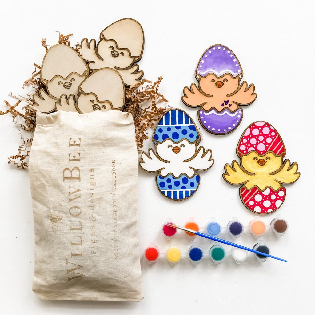 Easter gifts for kids on Etsy: paint your own easter kit featuring chicks, carrots or hearts 