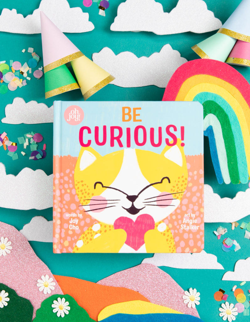 The new BE CURIOUS! board book by Joy Cho, now an Amazon #1 new release | More: coolmompicks.com