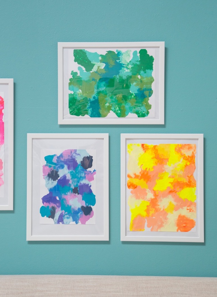 Colorful DIY projects for kids: Make a colorful smushed paint art project | Oh Joy