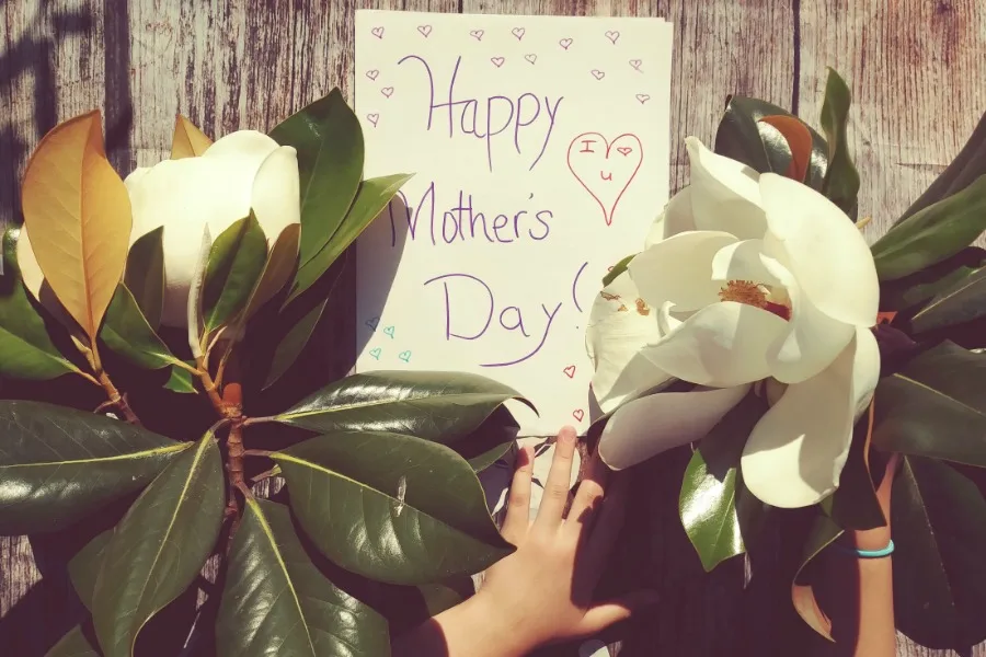 Mother’s Day and grandmas: Beautifully simple ideas to help you to feel close when you’re apart