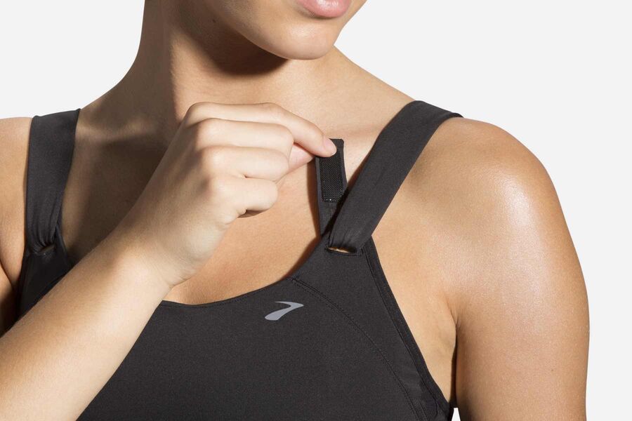Cool pick of the week: The perfect sports bra for large chests, from Brooks