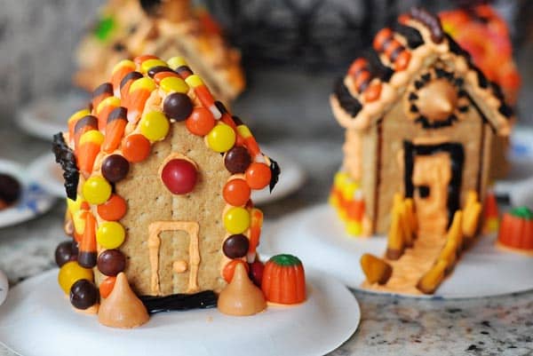 DIY Haunted Gingerbread House Tip: Use graham crackers and caramel with this tutorial from Mel's Kitchen Cafe