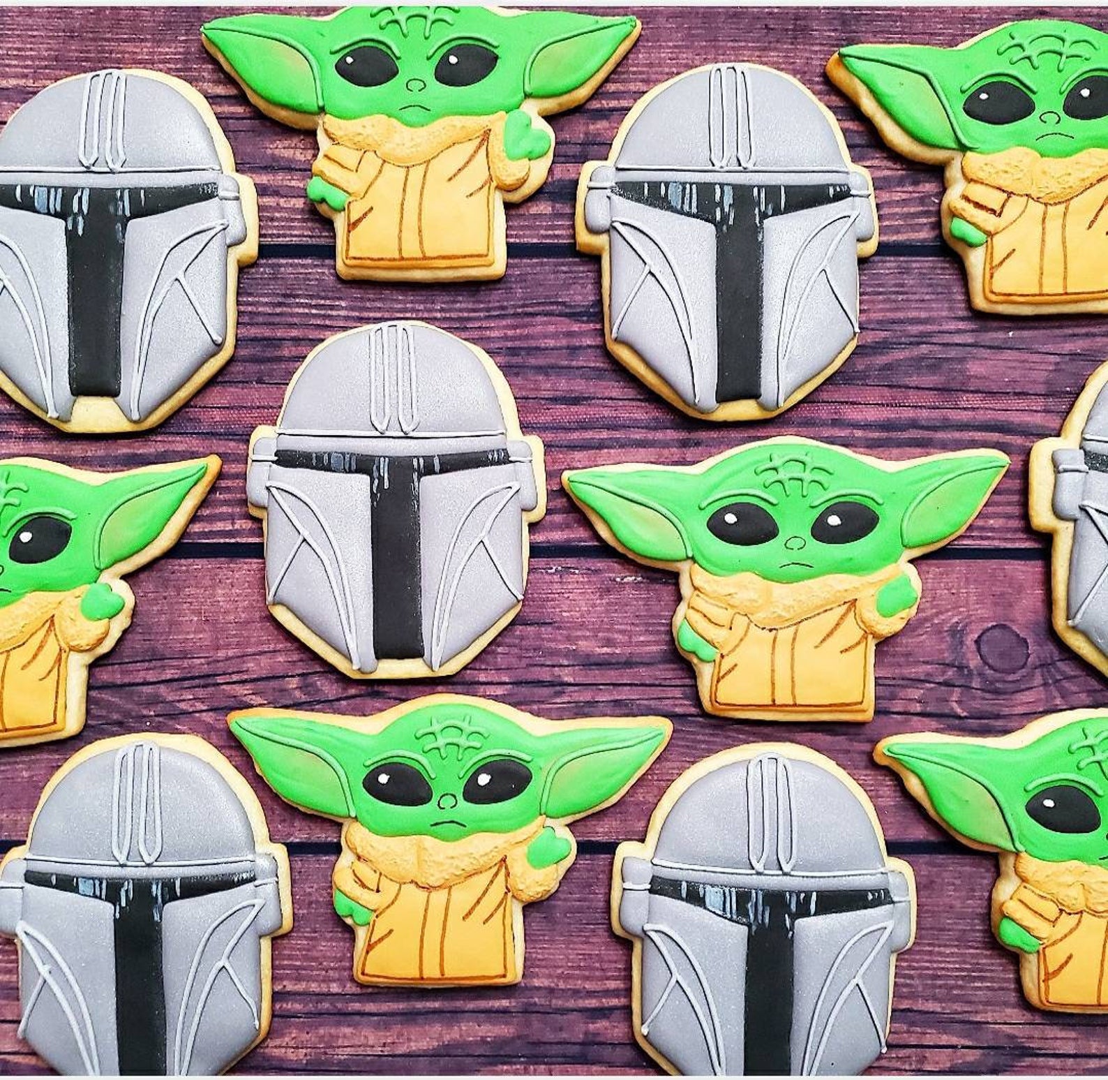 How to throw a Mandalorian watch party with your family that still feels like a party: Mandalorian cookies | Nicolettsy
