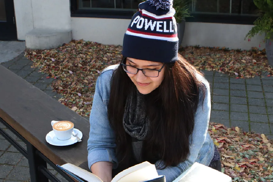 6 cool ways to support indie bookstores right now