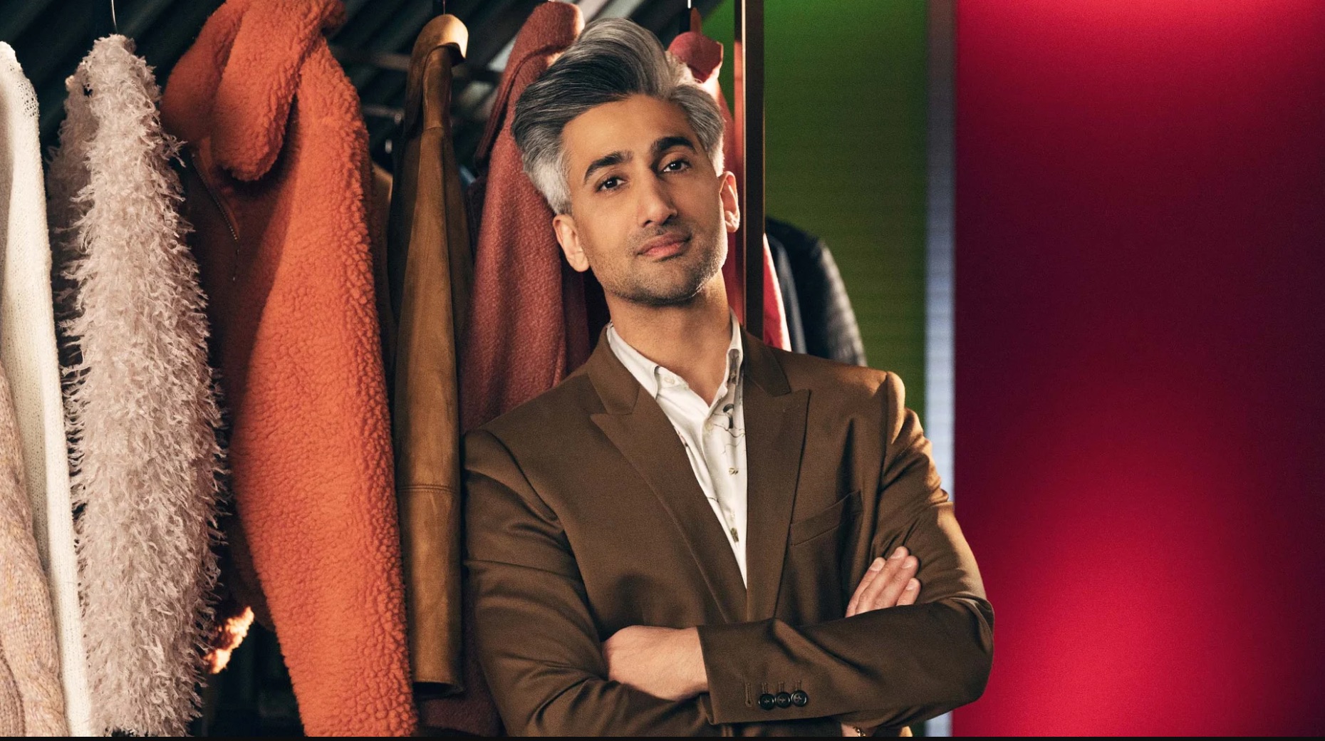Our favorite online experience gifts : Masterclass has so many cool lessons like Style for Everyone with Tan France of Queer Eye