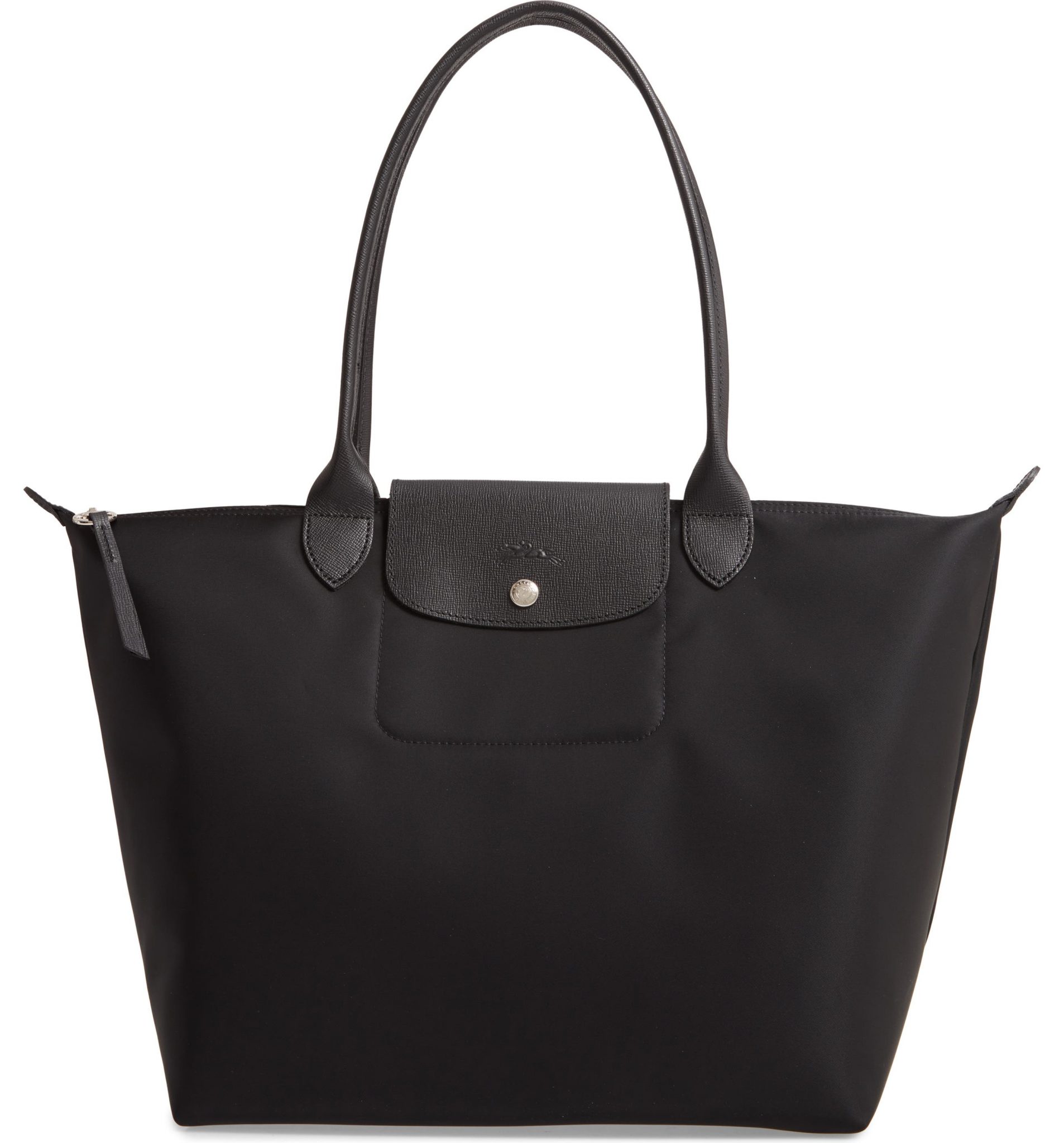 Oversized handbags for spring or summer: Go big or go home!