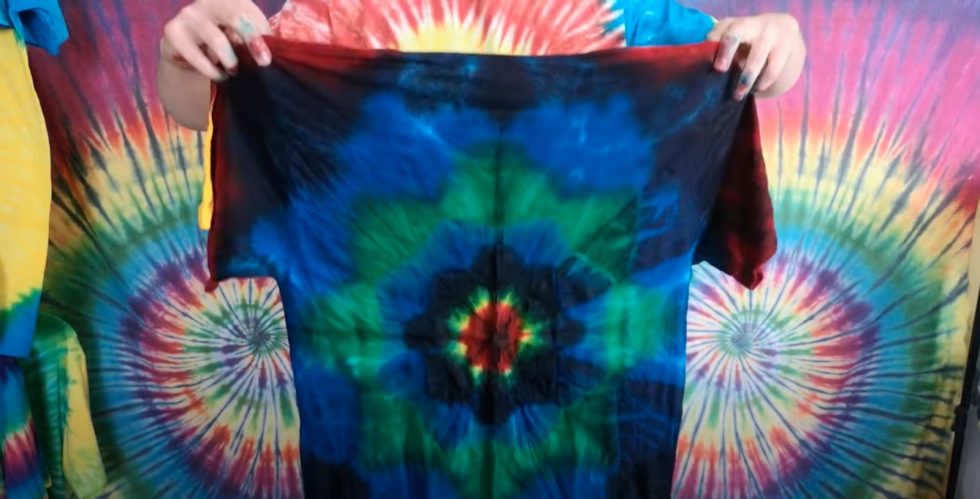 7 cool tie-dye pattern tutorials to help you DIY your own trendy tee ...