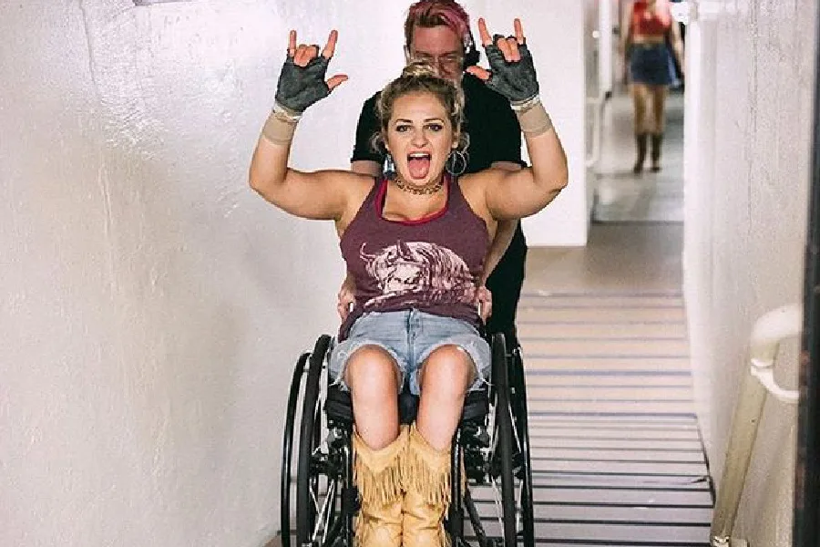 Broadway's Ali Stroker on teaching kids to be proud of their disabilities. | Photo: Emilio Madrid for Broadway.com