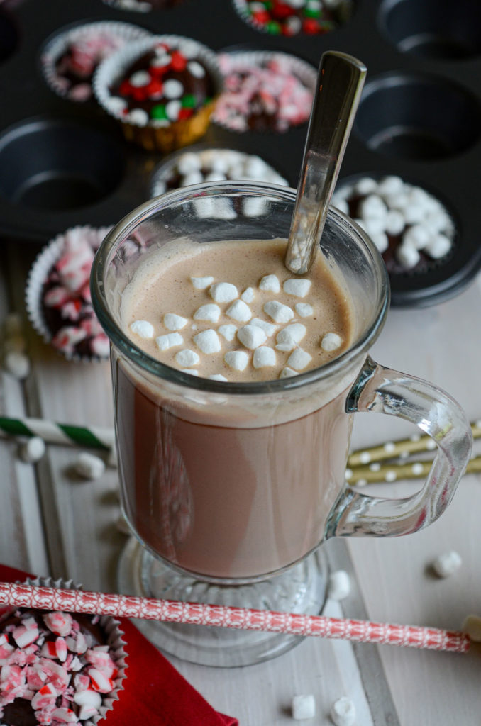 DIY gifts for teen girls: Easy hot cocoa pods from Fresh April Flours are a great "cheat" compared with the work of making typical hot chocolate bombs