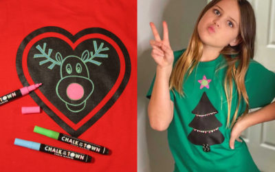 These washable chalkboard tees are so clever for holiday photos!