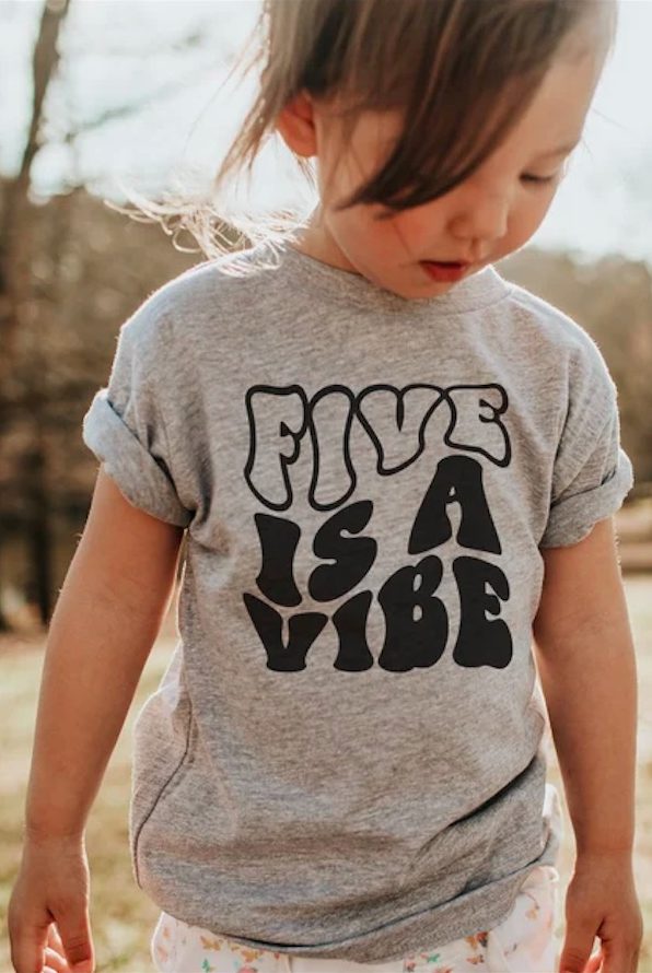 Birthday tee from Double Joy Designs | The coolest gifts for 5 year olds