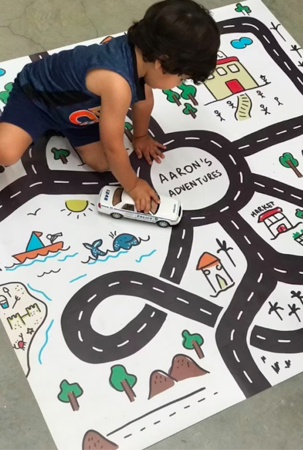 Personalized play mat by Vivi Bambina | The coolest gifts for 3 year olds
